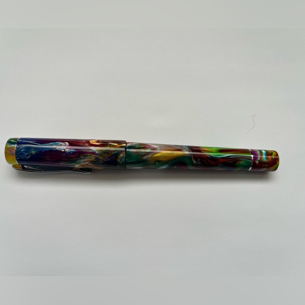 New River City Pen Company Fountain Pen Fineview Opal Dark Broad Nib Rainbow